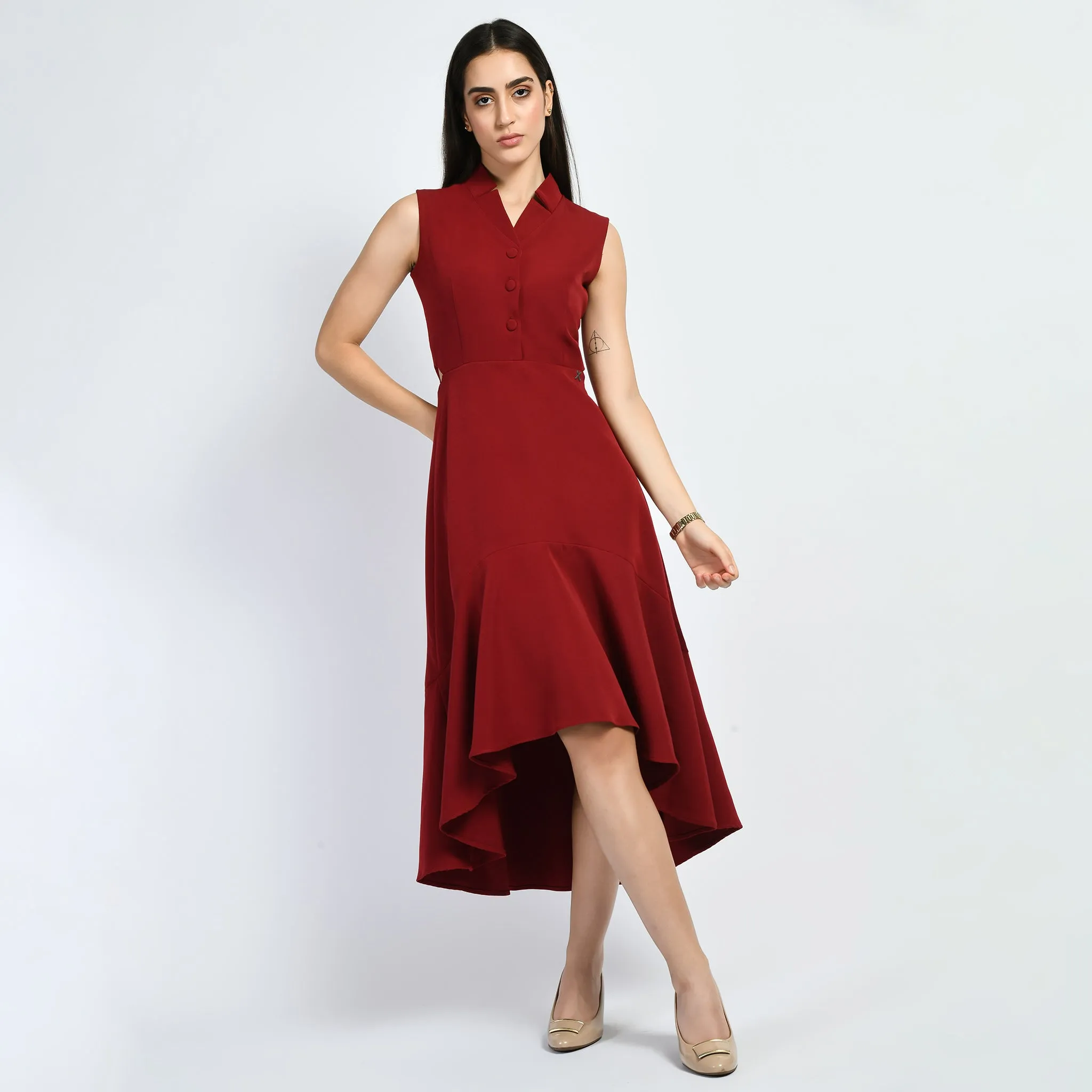 Exude Vivacity Cut out Maxi Dress (Red)