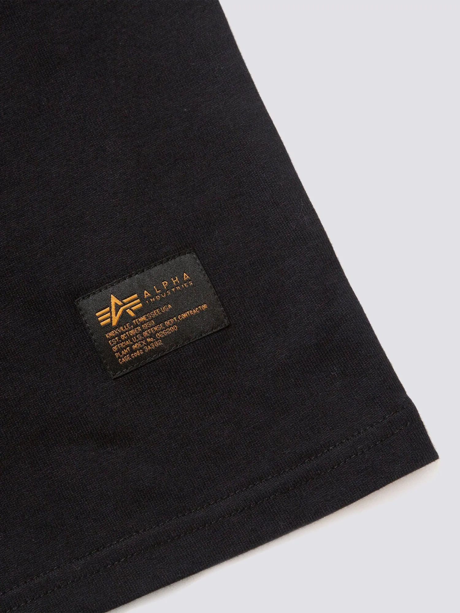 GRAMICCI X ALPHA COTTON CIGAR POCKET TEE