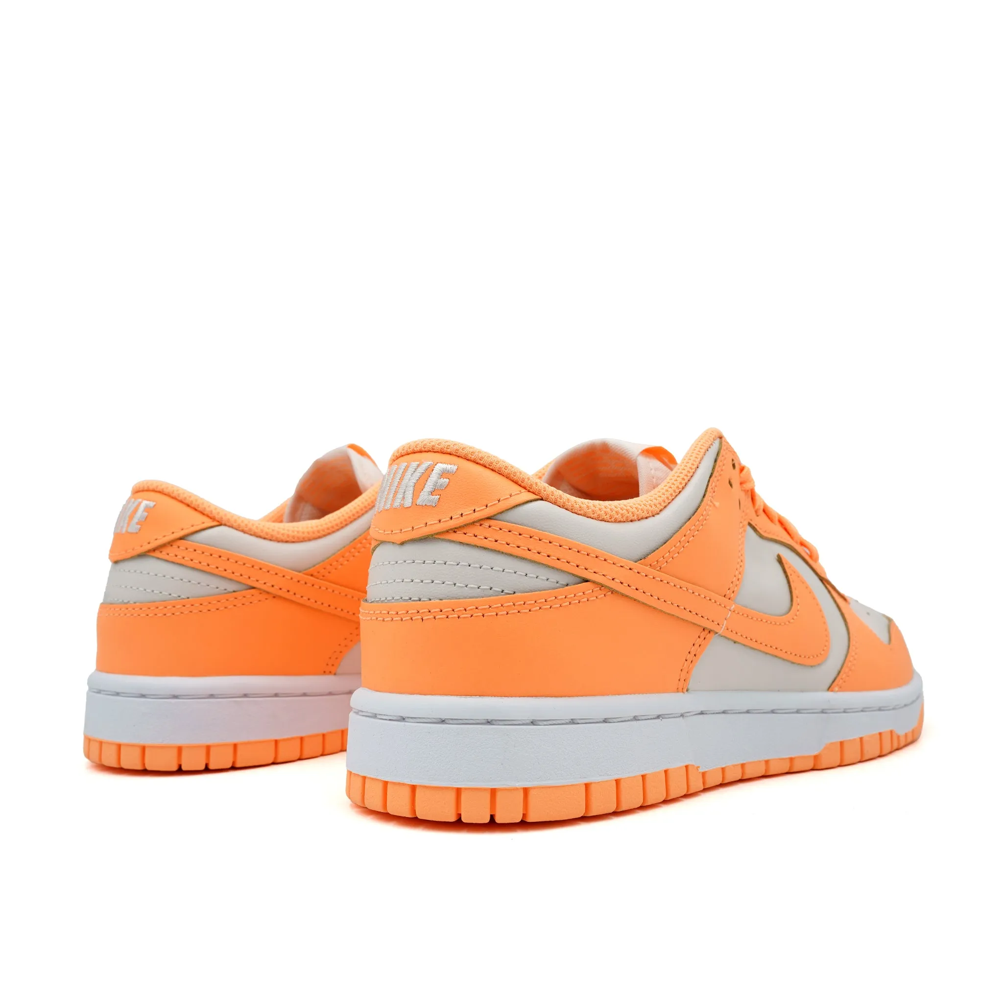 NIKE DUNK LOW PEACH CREAM (WOMEN'S) 2022